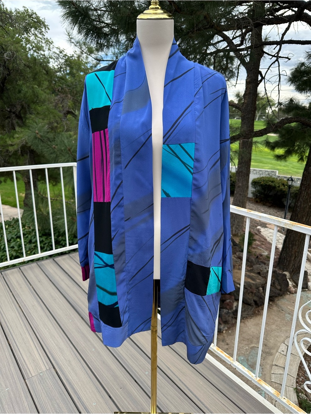 Artemisia of Taos Alexis Abram 100% silk kimona style jacket reversible.